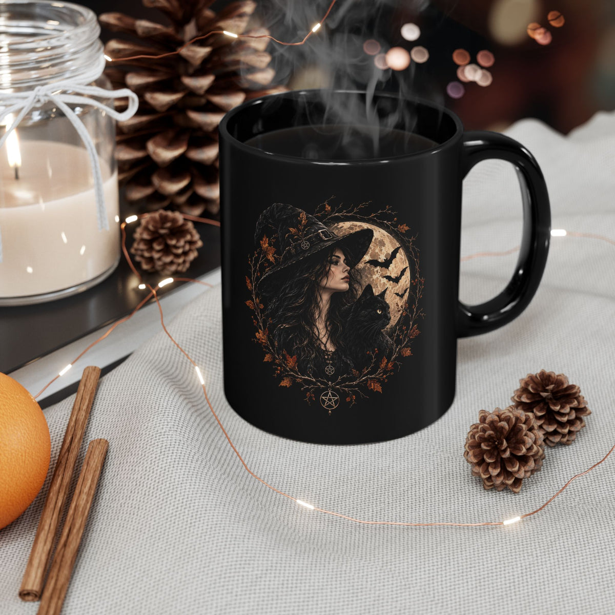 Schwarze Keramiktasse mit Hexenmotiv für Kaffee und Tee