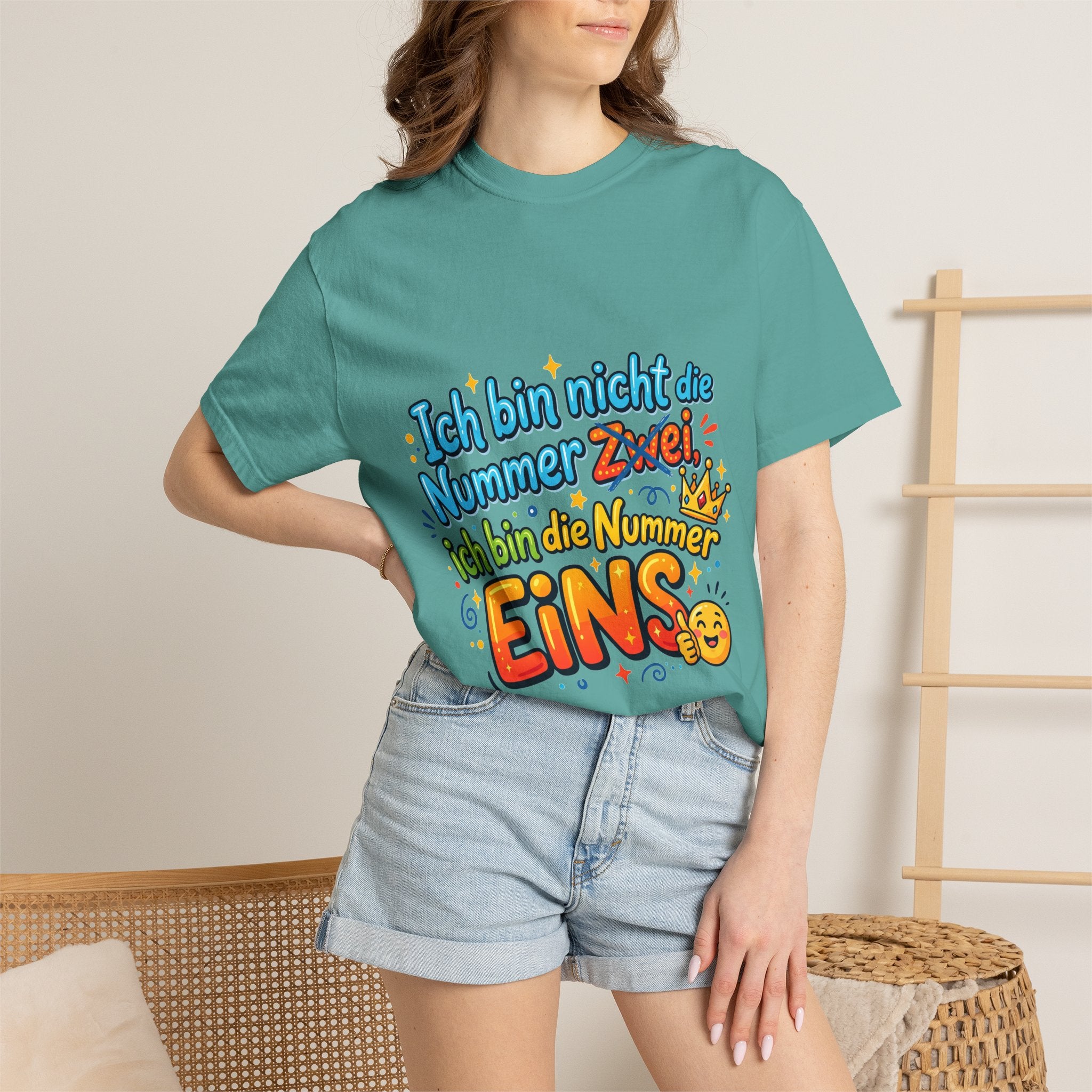 T-Shirt – "Ich bin nicht die Nummer Zwei; ich bin die Nummer Eins" German Funny Graphic Tee