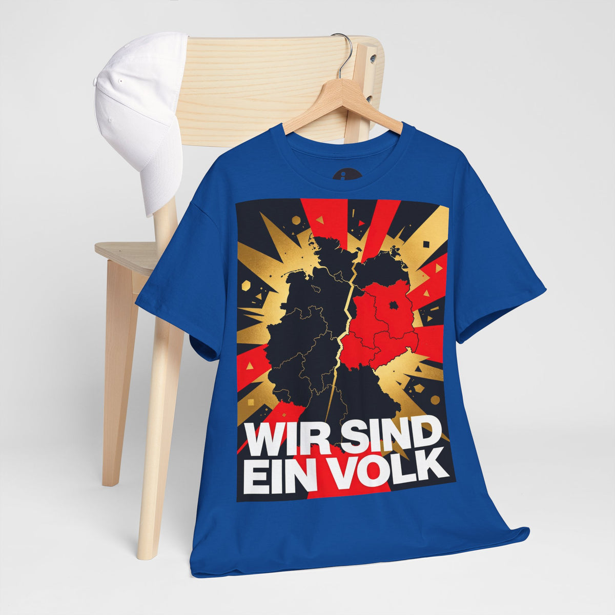 T-Shirt „WIR SIND EIN VOLK“ - Erinnerung, Retro‑Poster‑Style