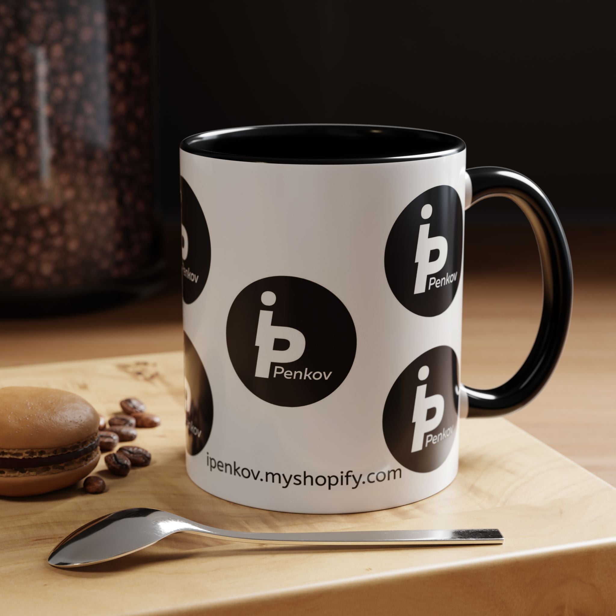 Kaffeetasse mit Logo-Muster-Akzent – IPenkov-Keramiktasse (11/15 oz)