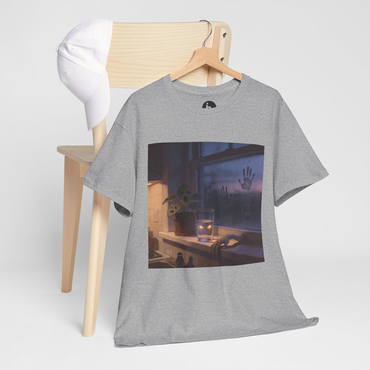 Stimmungsvolles Twilight-Fenster T-Shirt – Cozy Sunset Grafik-Shirt
